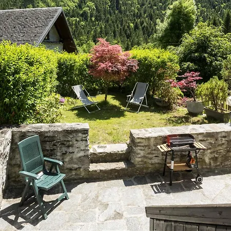 Holiday home Casa Dei Nonni Ceppo Morelli