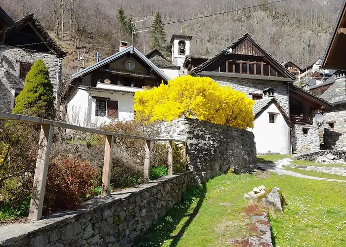 Casa Dei Nonni * Ceppo Morelli